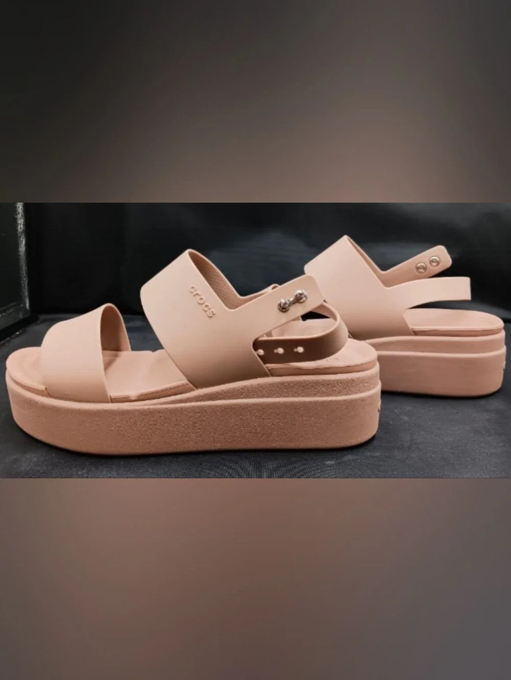 Crocs LiteRide Brooklyn Low Wedge Platform Sandals Size 7